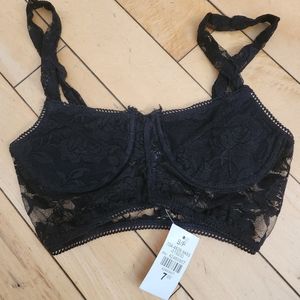 Black Lace Pullover Bralette, S